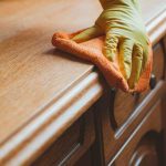 Nettoyer un meuble en bois ciré encrassé : solutions naturelles nettoyer un meuble en bois ciré encrassé